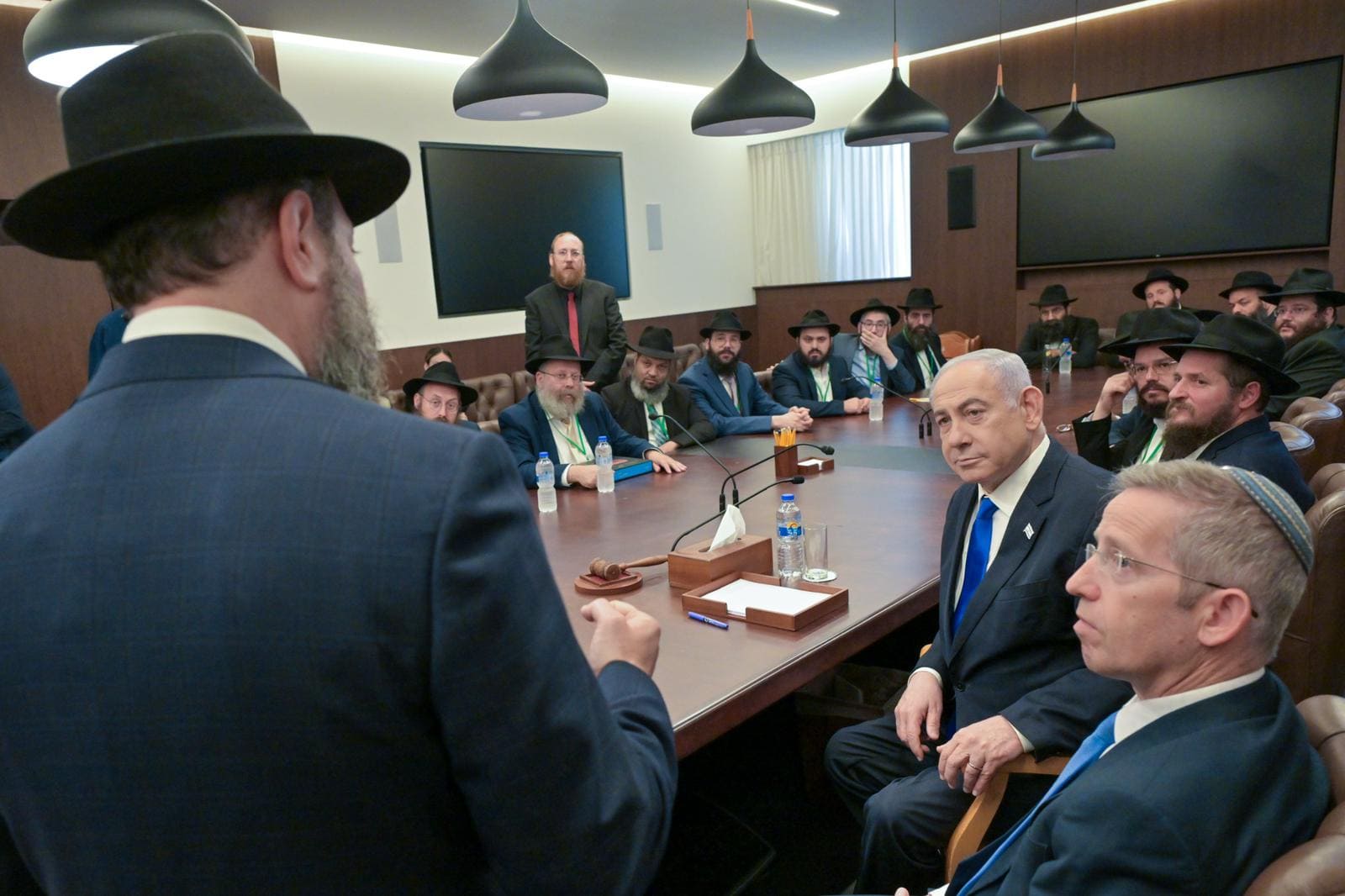 PM to Chabad Emissaries: Don’t bend, don’t cower, don’t surrender to antisemitic lies